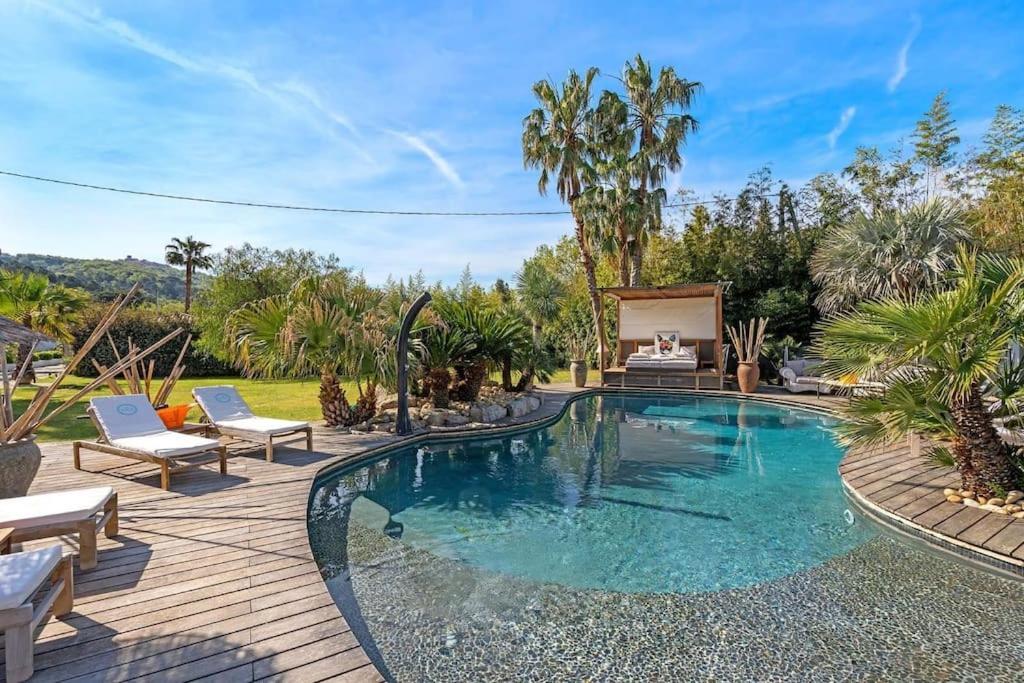Grande Villa St-Tropez Area Avec Piscine Chauffee Гасен Екстериор снимка